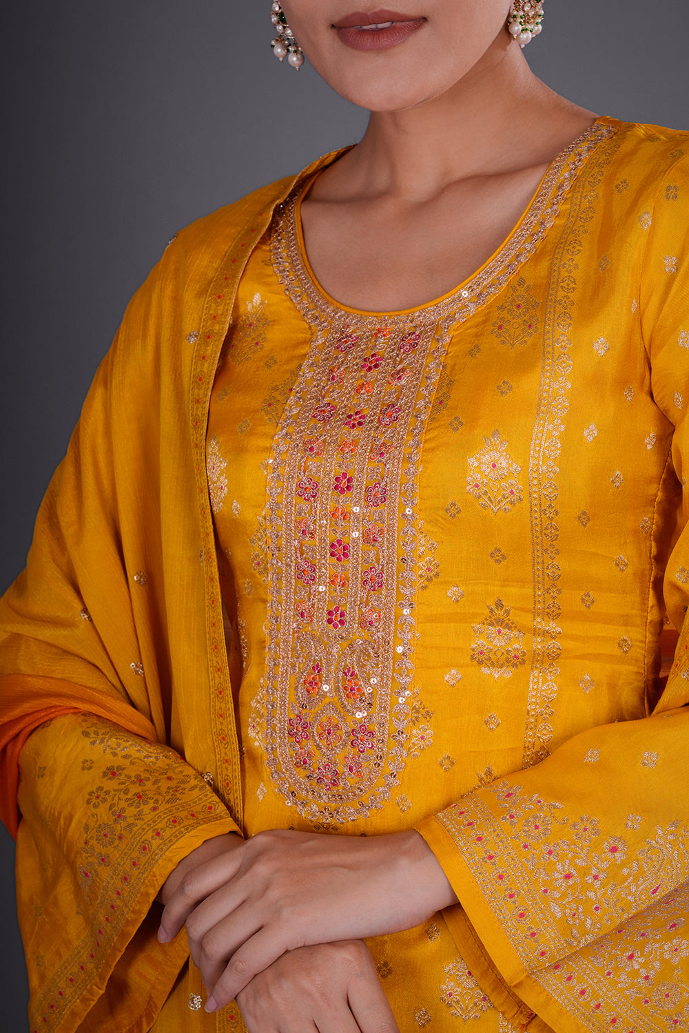 Yellow Crepe Kurta Set with Thread Embroidery