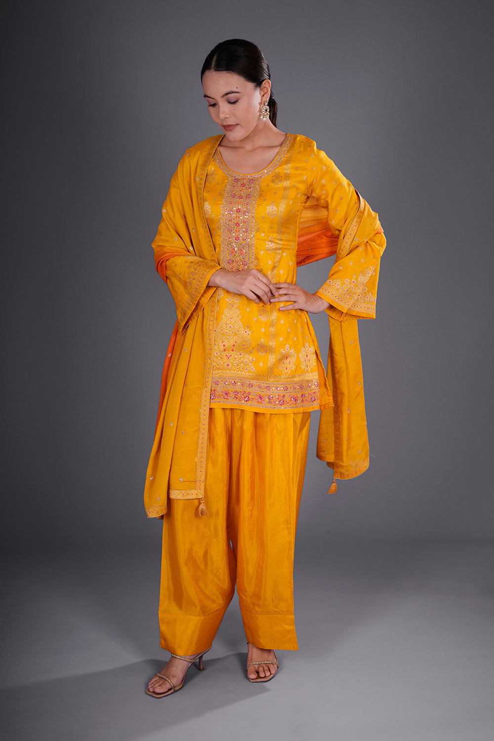 Yellow Crepe Kurta Set with Thread Embroidery