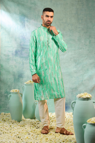 Kurta With Thread And Mirror Work With Cream Pyjama