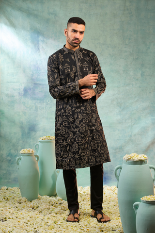 Black Silk Kurta Set With Golden Thread Work