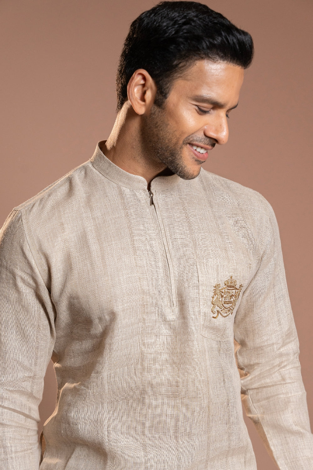 Linen Kurta Set With Zardosi Work