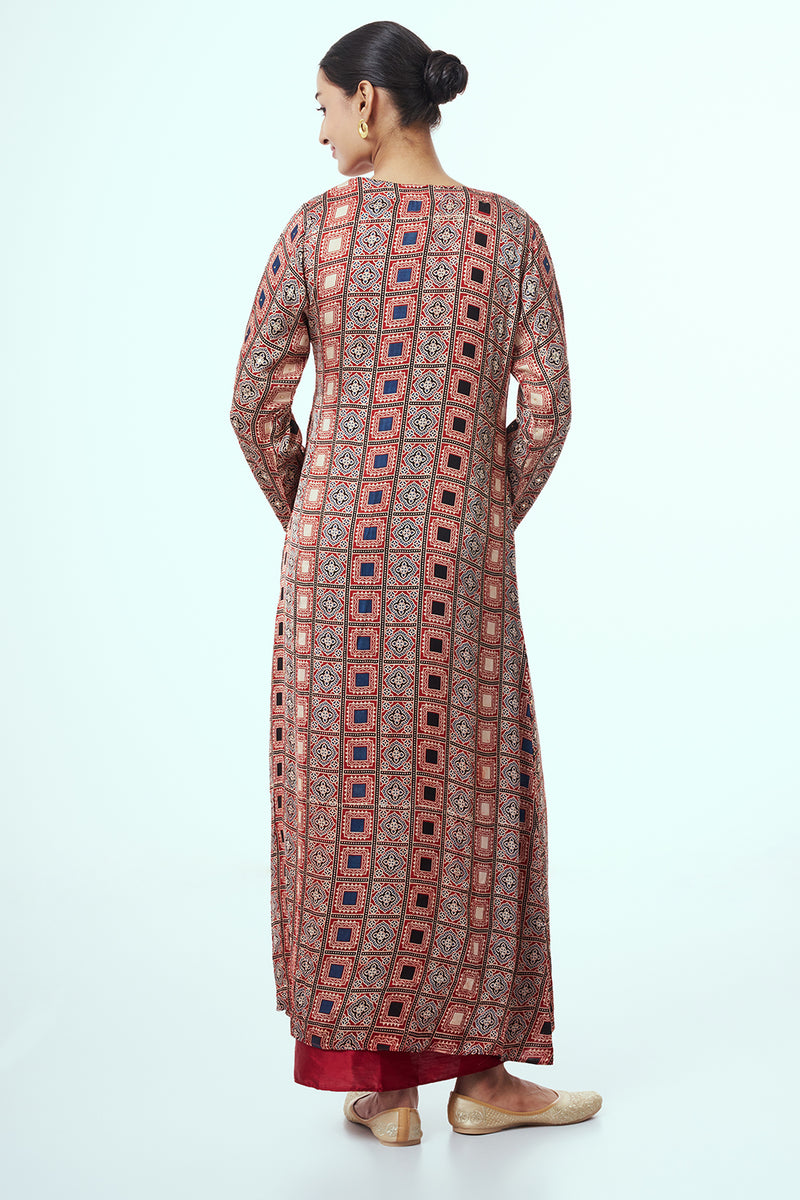 Buy Maroon Ajrakh Drape Skirt Set with Zari Work | RIYAASAT