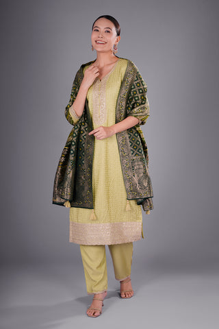 Mint Green Dupion Silk Kurta Set with Resham Embroidery