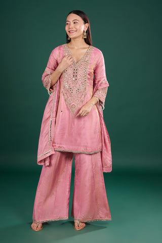 Onion Pink Kurta Set with Mirror Embroidery