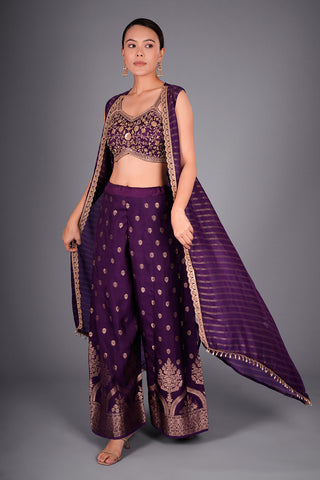 Purple Co-ord Set with Embroidered Bustier and Leheriya Cape