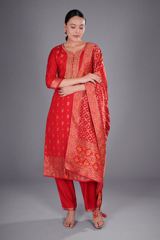 Red Banarasi Kurta Set with Zari Embroidery